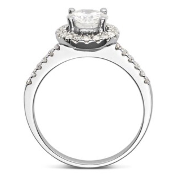 Beautiful 1 1/3 Carat Moissanite Halo Ring - Picture 2 of 7